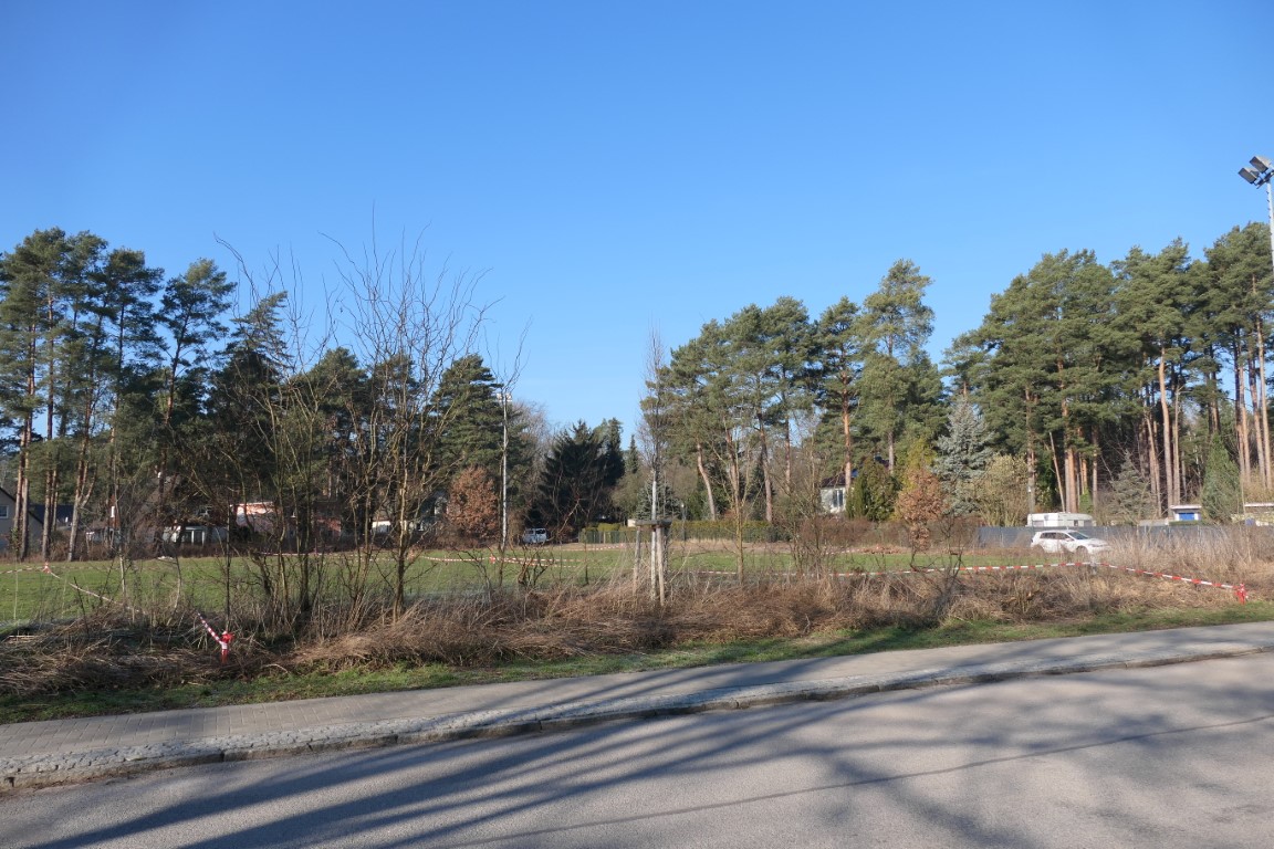 Blick Straßenfront