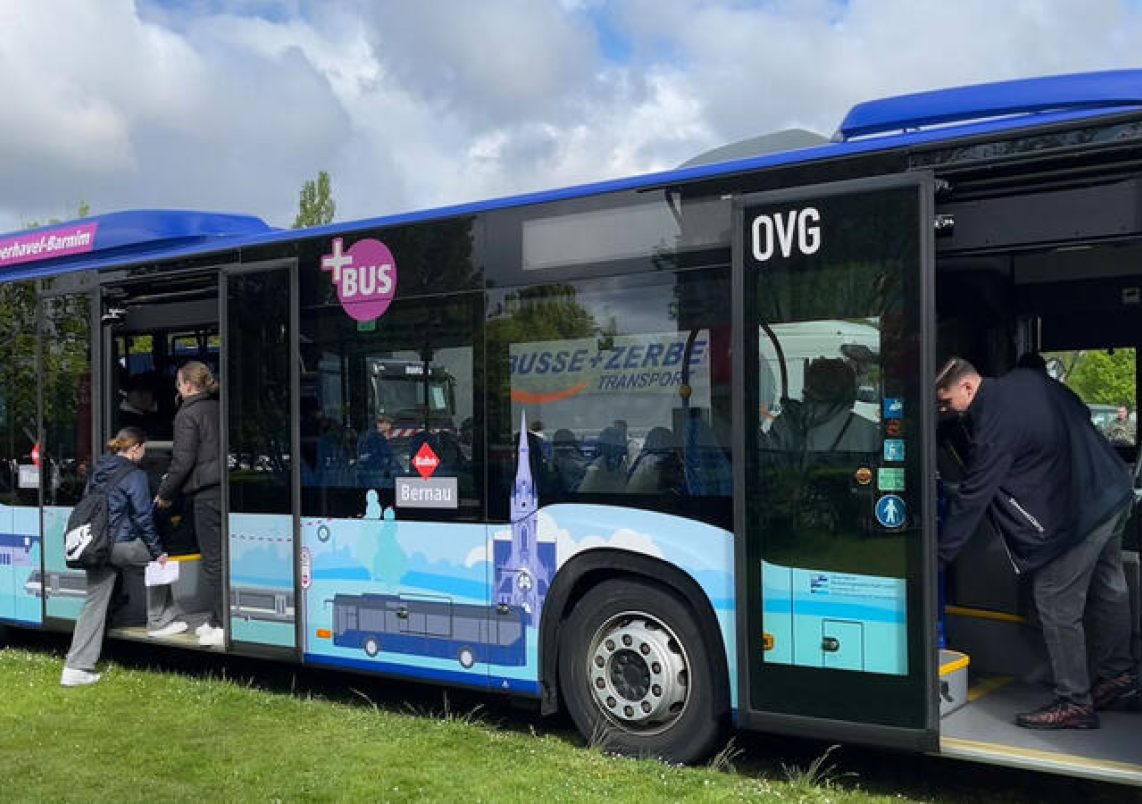 Schulbus der OVG (Foto: Landkreis Oberhavel/Luisa Zock)