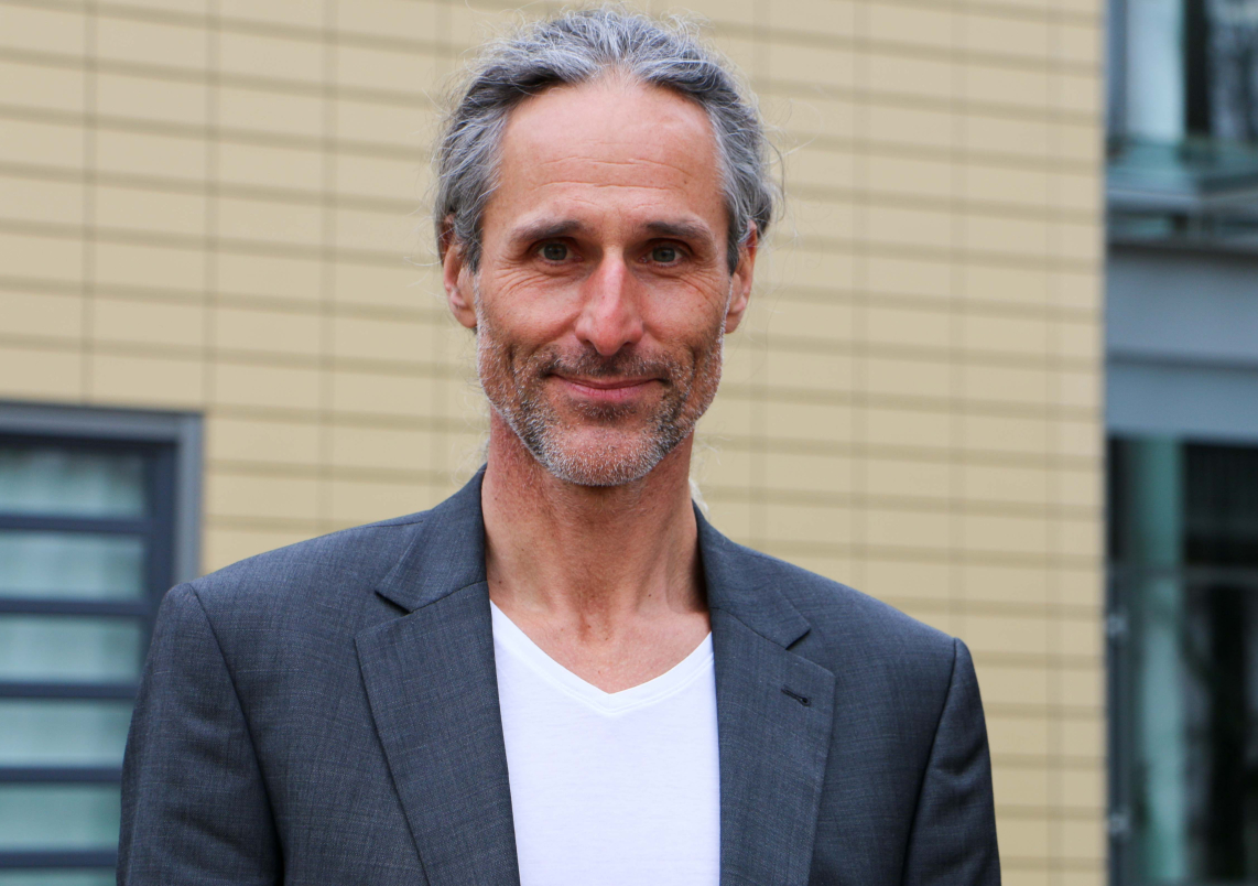 Der neue Schulleiter des Marie Curie Gymnasiums in Hohen Neuendorf ist Thomas Meinecke