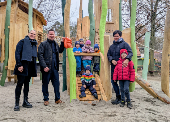 Das neue Klettergerüst in der Kita Waldheim.