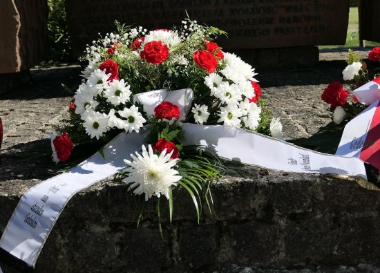 Kranz zum Gedenken an die Opfer des 2. Weltkriegs