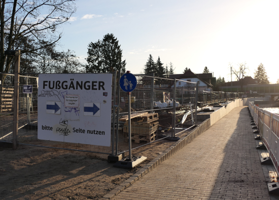 Gehweg EÜ Karl-Marx-Str. Gehweg EÜ Karl-Marx-Str.